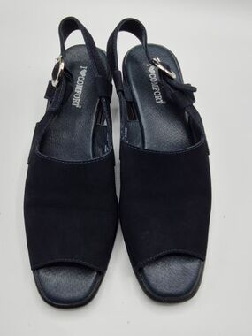 Ami Black Open-Toe Slingback Sandals